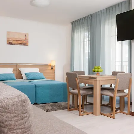 Apartament Aquamarina *