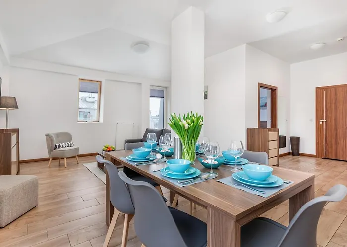 Aquamarina Marina Invest