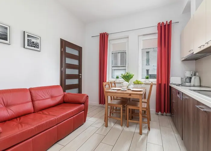 Aquamarina Marina Invest