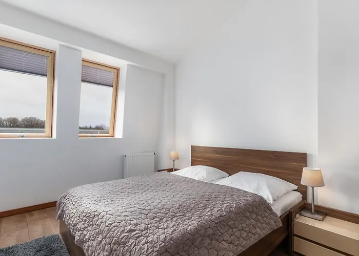 아파트 Aquamarina Marina Invest