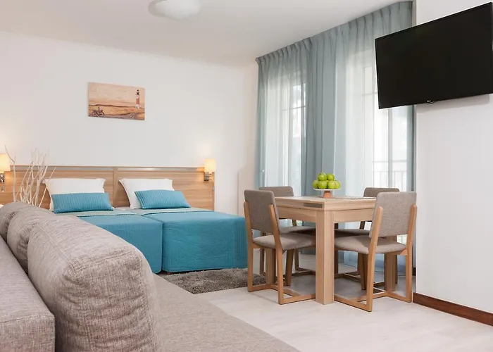 아파트 Aquamarina Marina Invest *