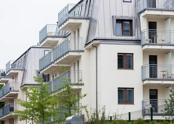 Aquamarina Marina Invest *